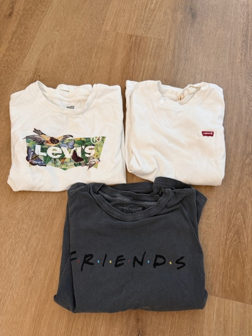 Bundle of 3 T Shirts